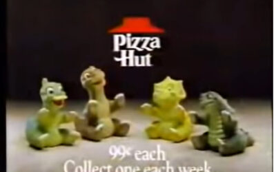 LAND BEFORE TIME HAND PUPPETS FROM PIZZA HUT (1988)