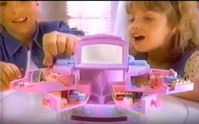 POLLY POCKET PULLOUT PLAYHOUSE AD (1992)