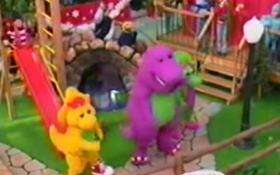 BARNEY IN THE 2002 MACY’S THANKSGIVING DAY PARADE