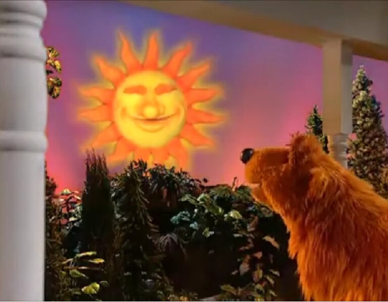 GOOD MORNING SONG FROM BEAR IN THE BIG BLUE HOUSE