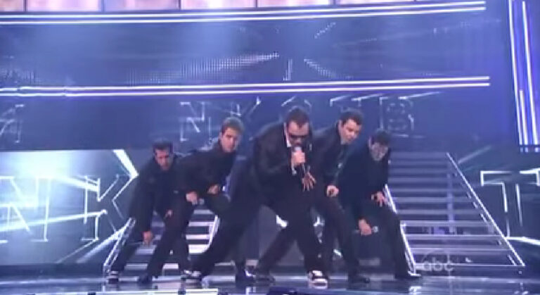 NEW KIDS ON THE BLOCK MEDLEY- 2008 36TH AMA LIVE
