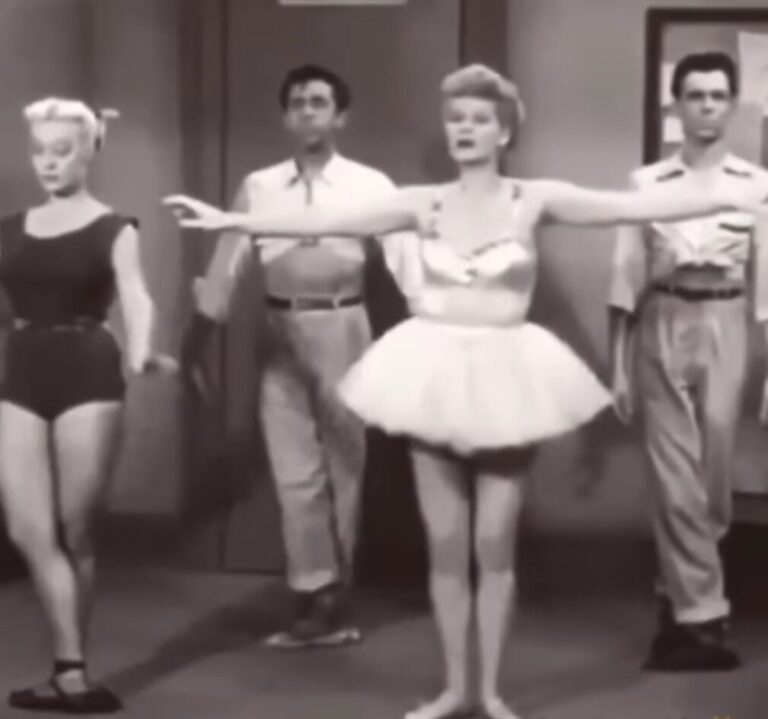 I LOVE LUCY! LUCY – HILLARIOUS BALLET SCENE