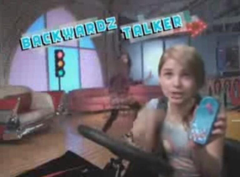 ICARLY TOY COMMERCIAL FEATURING ZENDAYA