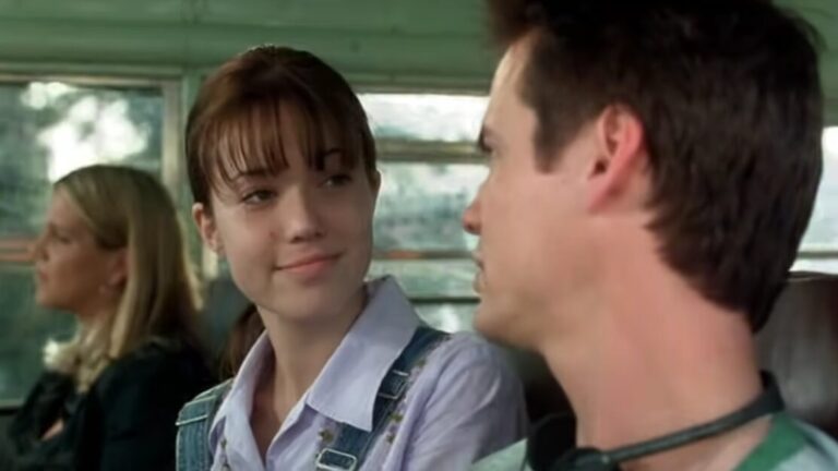 A WALK TO REMEMBER TRAILER (2002)