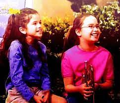 YOUNG SELENA GOMEZ & DEMI LOVATO IN BARNEY (JOIN THE BAND SONG)