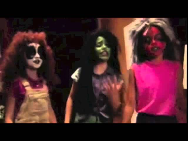 MARYKATE & ASHLEY SLEEPOVER PARTY MOVIE (A VERY, VERY, VERY UNBELIEVABLE SCARY SONG)