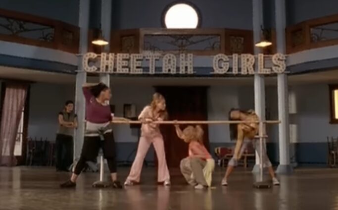 THE CHEETAH GIRLS – STEP UP