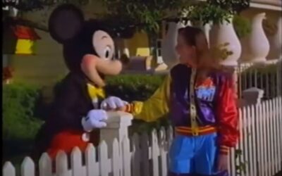 WALT DISNEY WORLD KIDS OLD & YOUNG MEETING BELOVED CHARACTERS 90’S COMMERCIAL