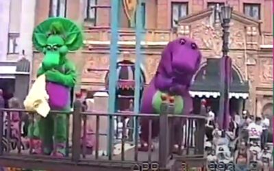 BARNEY AND BABY BOP AT UNIVERSAL STUDIOS 1993