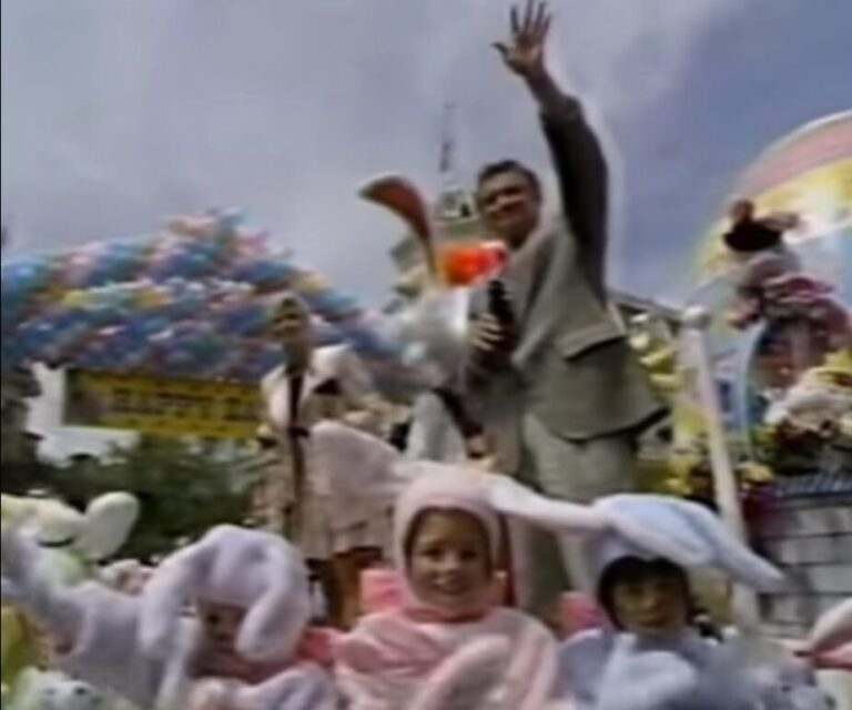 1993 WALT DISNEY WORLD HAPPY EASTER PARADE