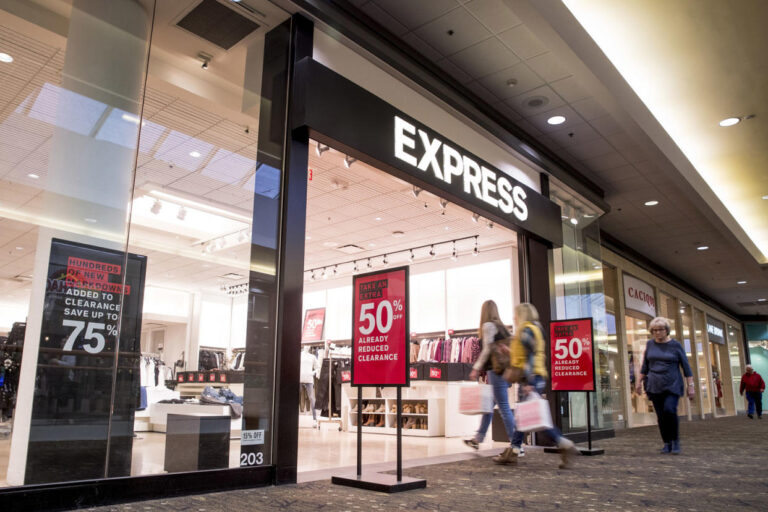 EXPRESS FILES FOR BANKRUPTCY, PLANS TO CLOSE NEARLY 100 STORES AS INVESTOR GROUP LOOKS TO SAVE THE BRAND