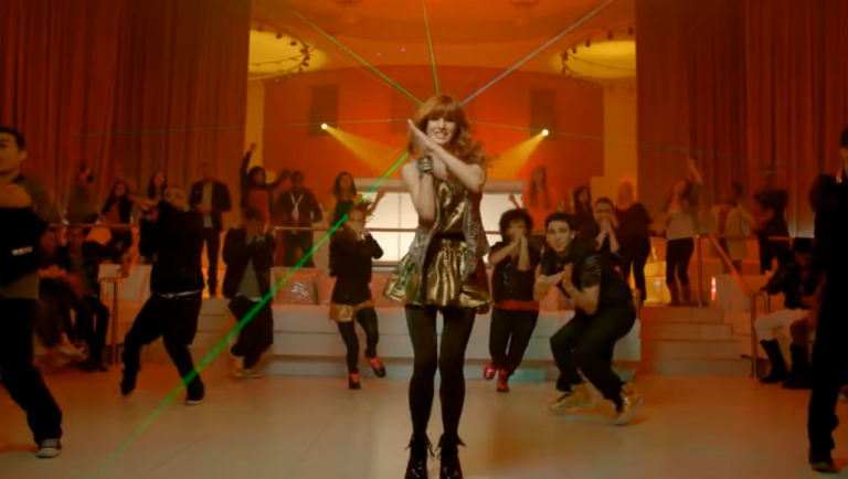 BELLA THORNE – TTYLXOX SONG