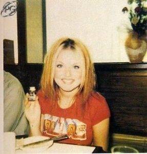 GINGER SPICE, A 90'S ICON - Nostalchicks