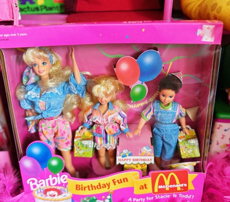 NOSTALGIC DOLLS